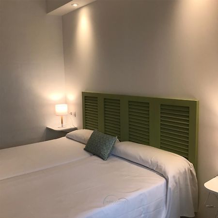 Leon Dormido Rooms & Apartments Polop Esterno foto