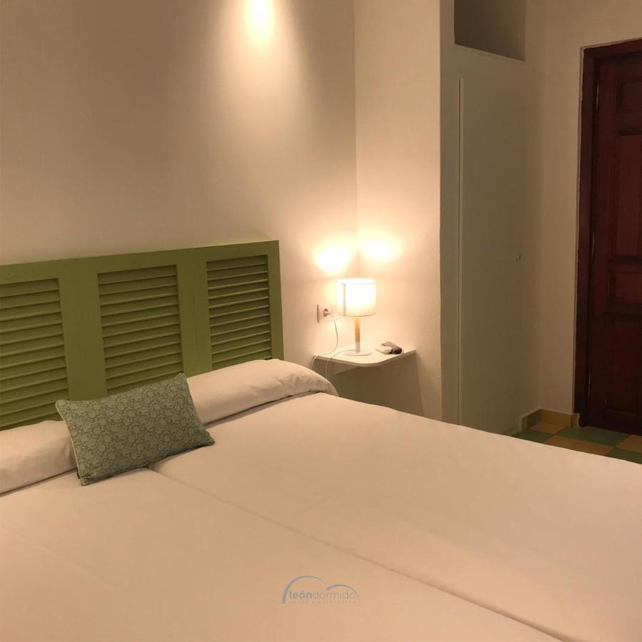 Leon Dormido Rooms & Apartments Polop Esterno foto