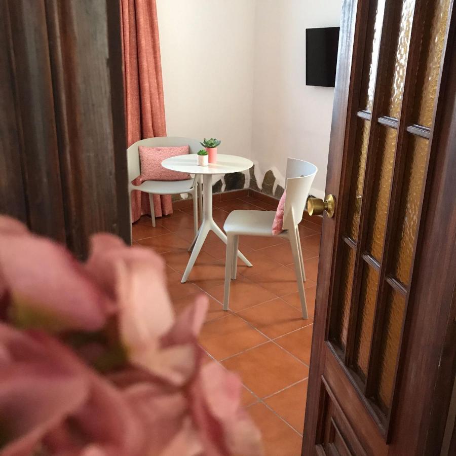 Leon Dormido Rooms & Apartments Polop Esterno foto