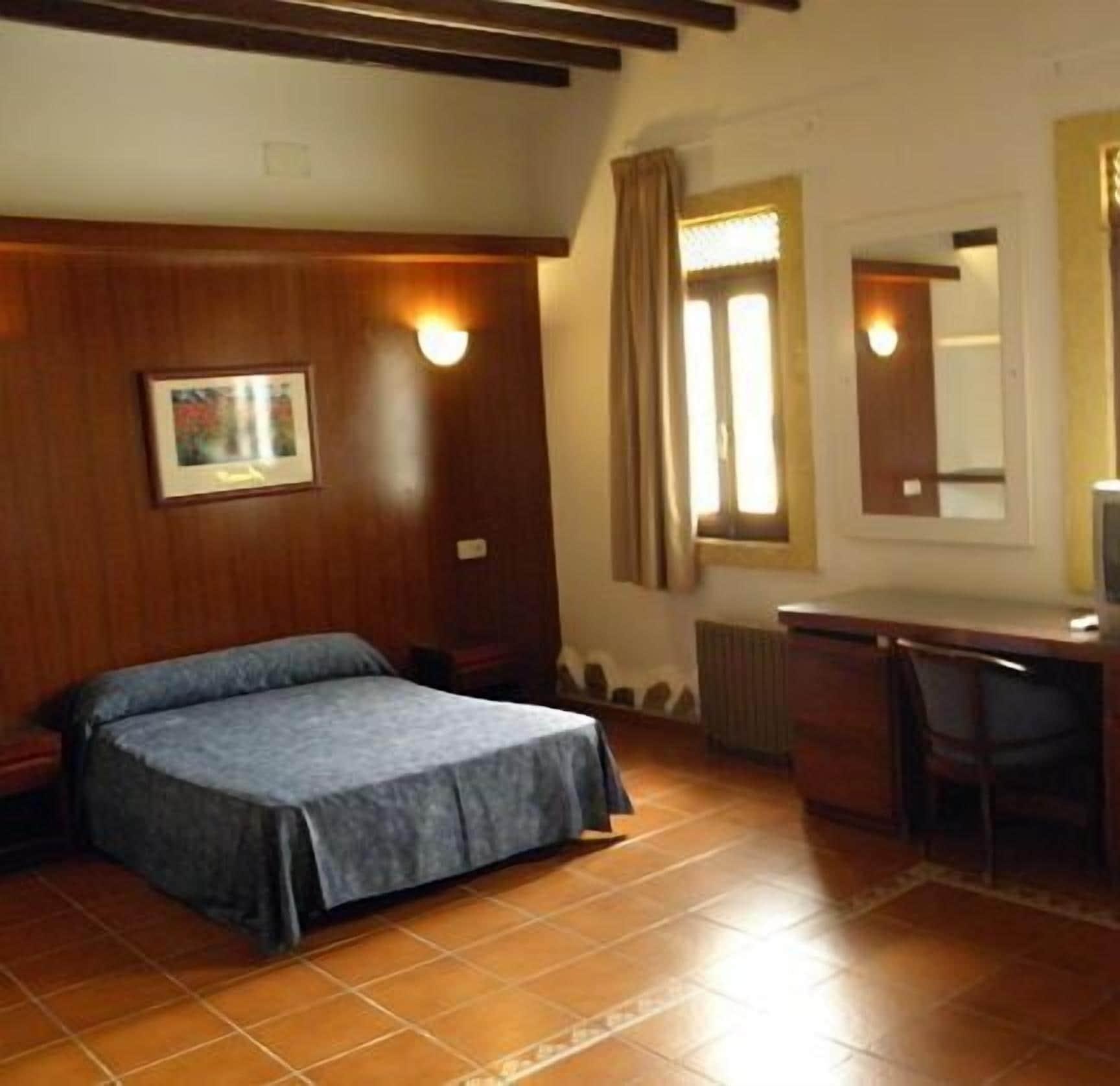 Leon Dormido Rooms & Apartments Polop Esterno foto
