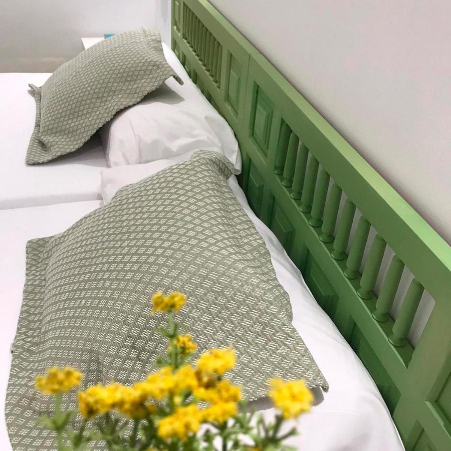 Leon Dormido Rooms & Apartments Polop Esterno foto