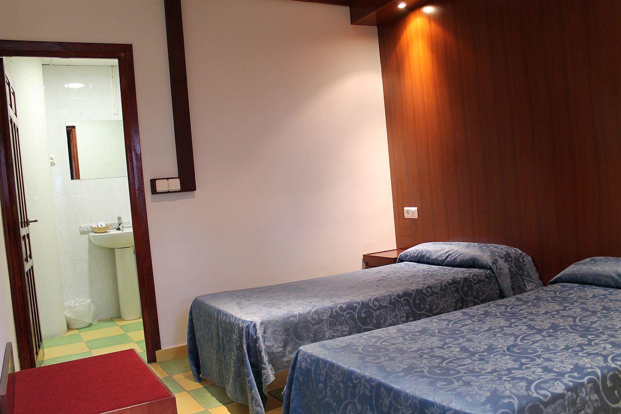 Leon Dormido Rooms & Apartments Polop Esterno foto
