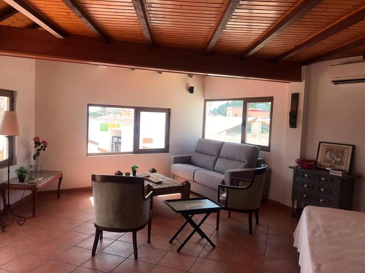 Leon Dormido Rooms & Apartments Polop Esterno foto